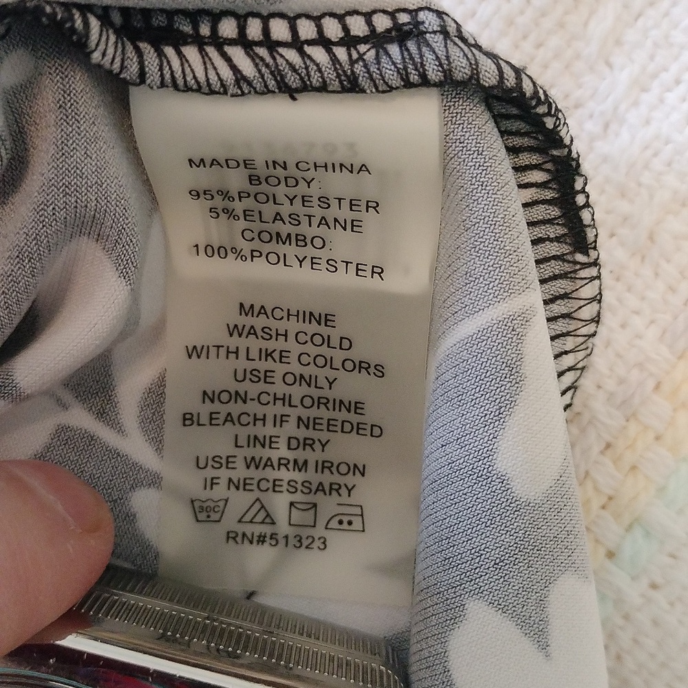Vince Camuto Black and White Floral Mini Dress Size XL - Picture 4 of 4